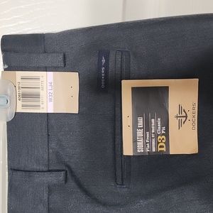 New! Dockers pants